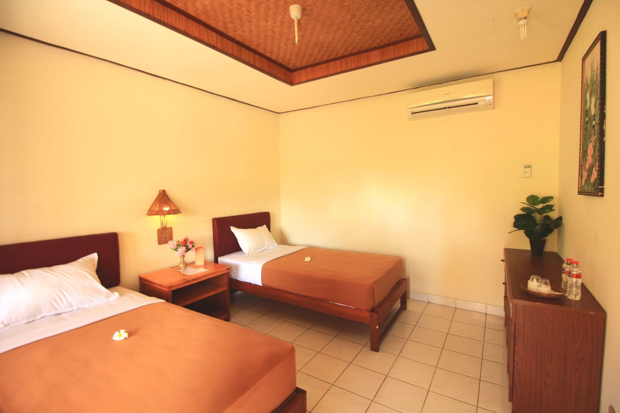 Lovina Beach Hotel Buleleng  Bagian luar foto