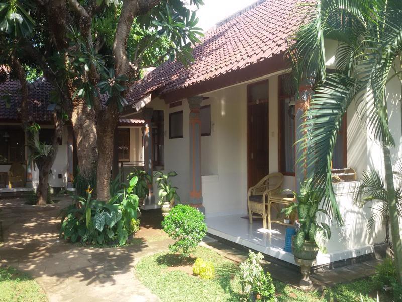 Lovina Beach Hotel Buleleng  Bagian luar foto