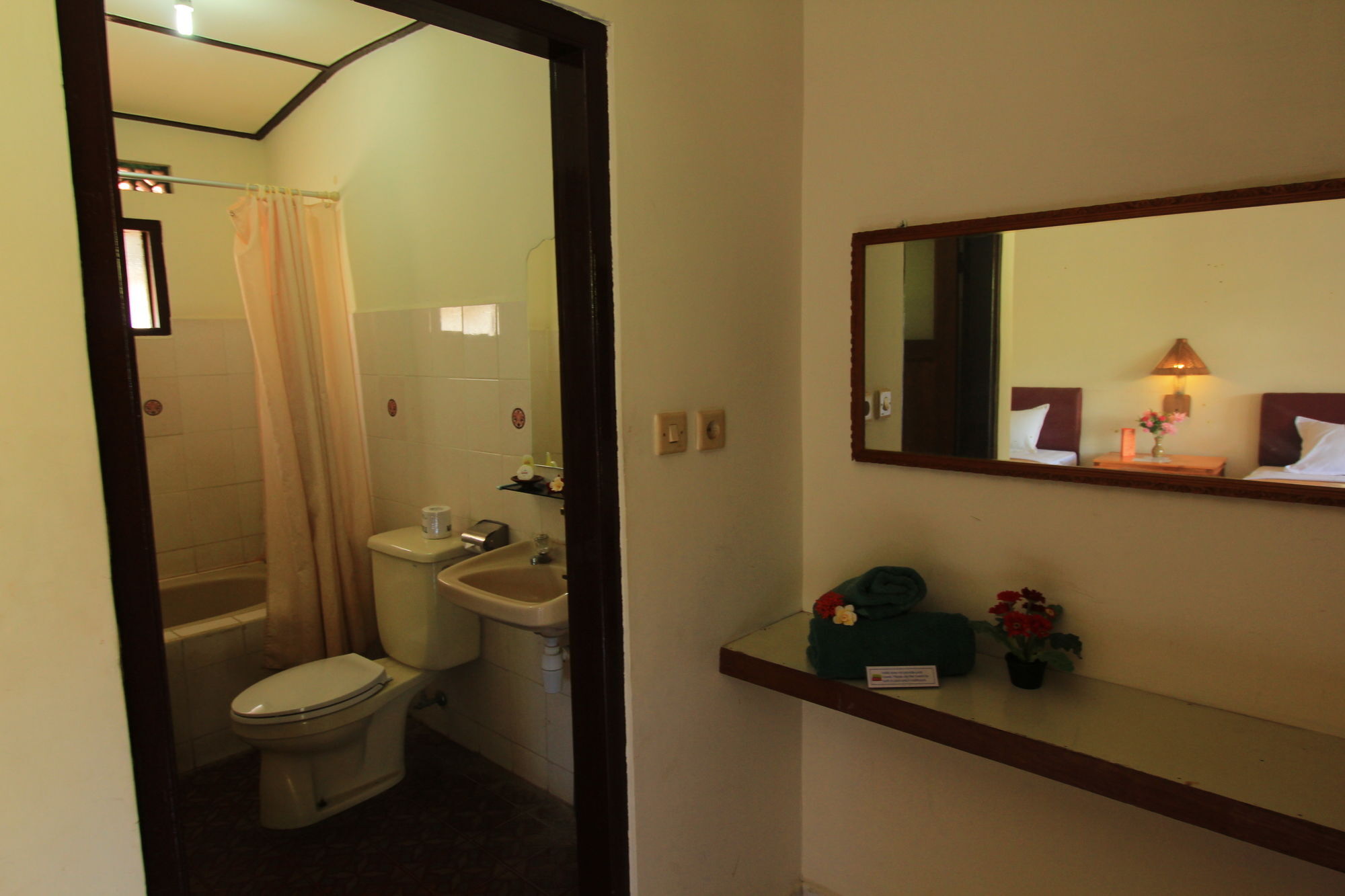 Lovina Beach Hotel Buleleng  Bagian luar foto