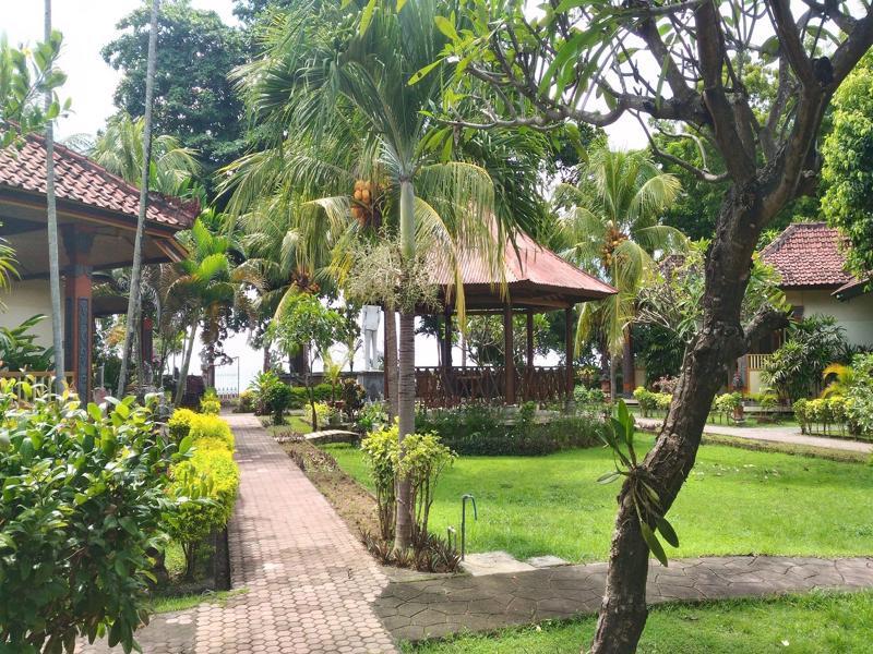 Lovina Beach Hotel Buleleng  Bagian luar foto